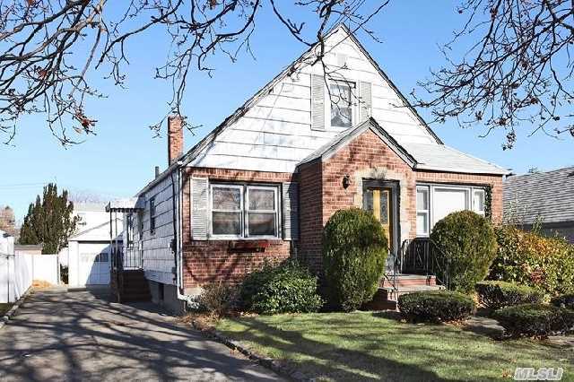 #1 photo, 1462 Clay Street, ناسو Elmont , NY 11003