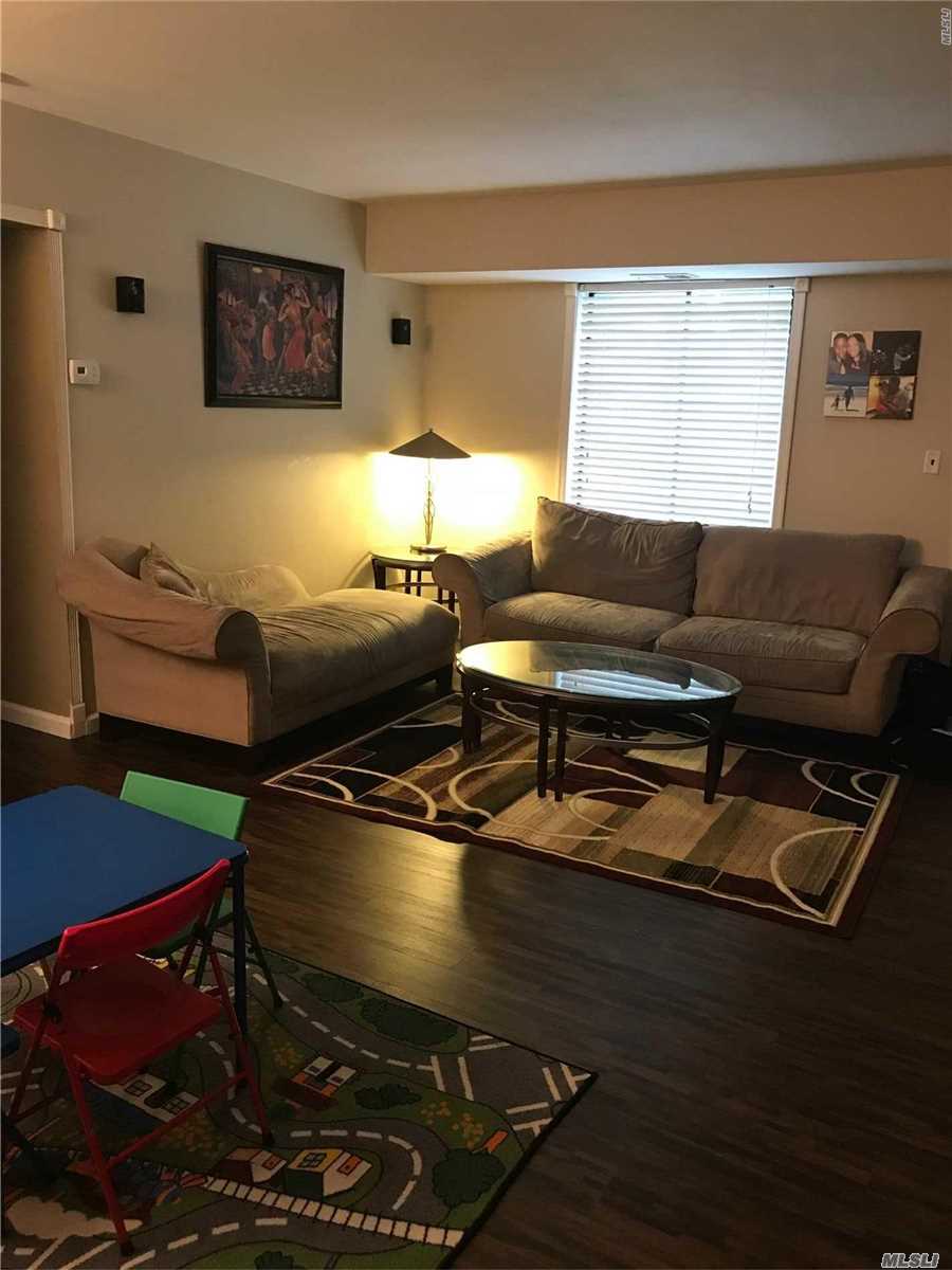 #1 photo, 7 Aspen Court, Coram , NY 11727