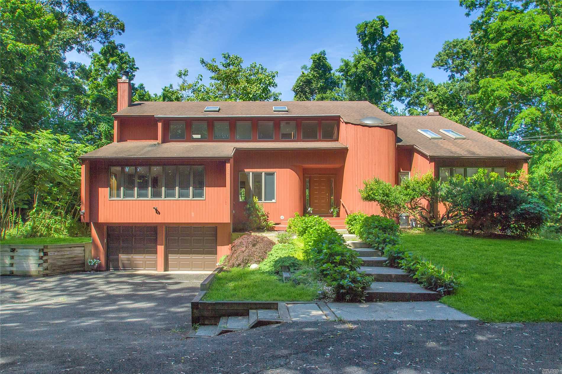 #1 photo, 48 Shore Road, Саффолк ‖ Mt. Sinai , NY 11766