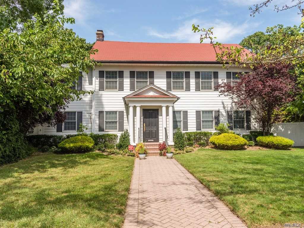 #1 photo, 226 Oakwood Avenue, Cedarhurst , NY 11516