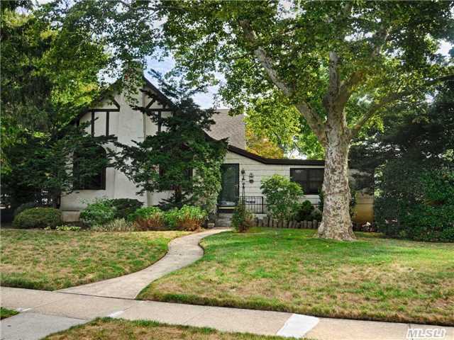 #1 photo, 63 Central Parkway, ナッソー郡 Merrick , NY 11566