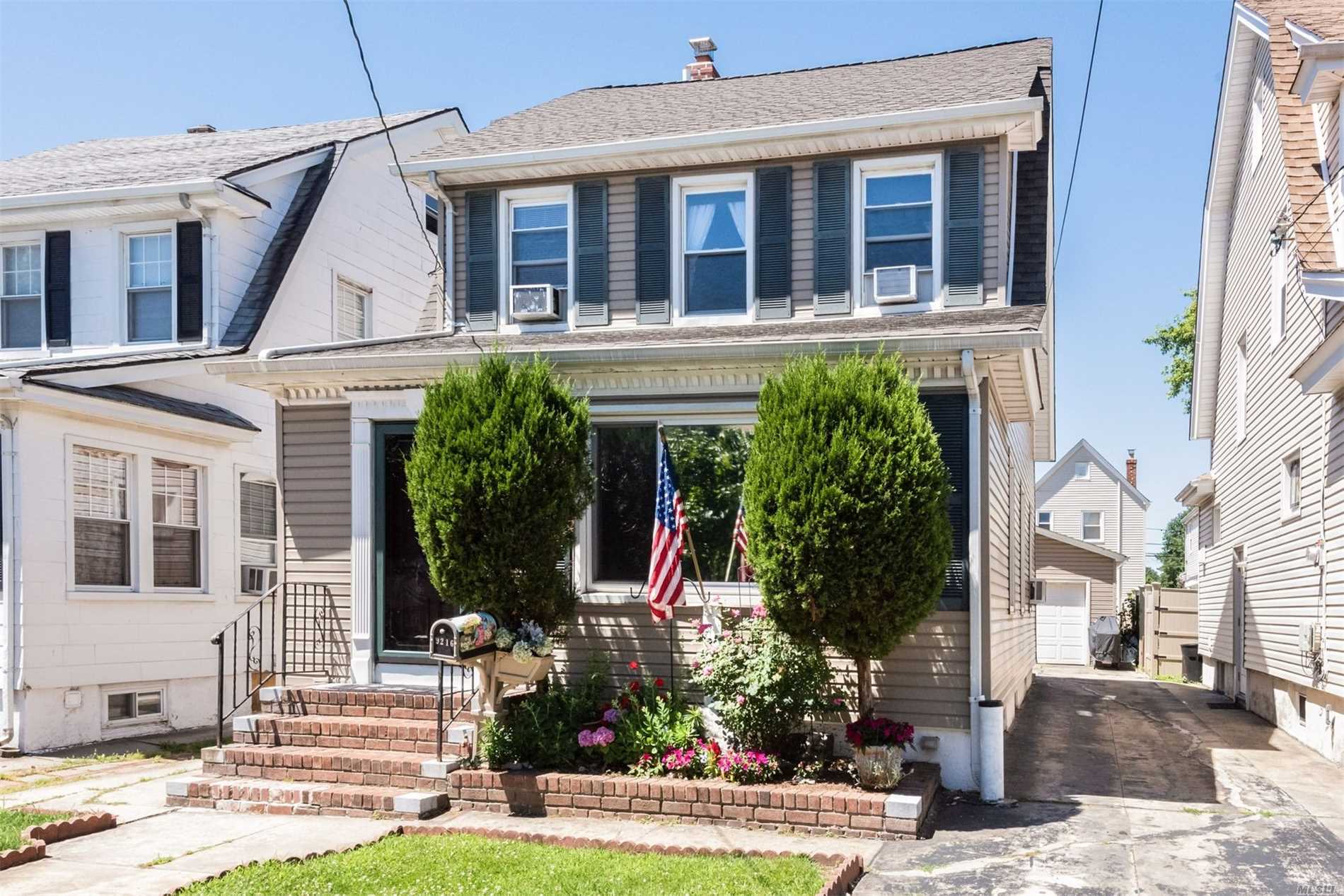 #1 photo, 92-16 245th Street, Floral Park , NY 11001