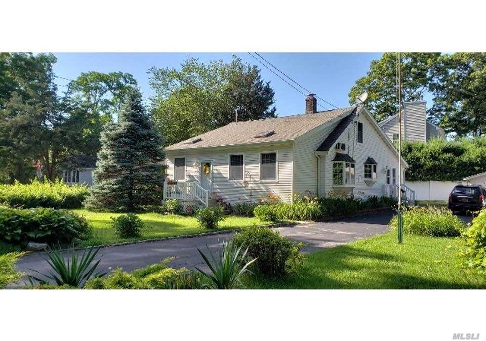 #1 photo, 247 Rocky Pt Landing Road, Rocky Point , NY 11778