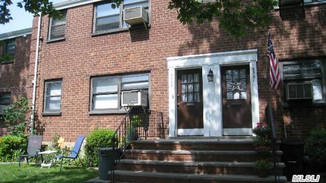 #1 photo, 163-32 17 Ave, Whitestone , NY 11357