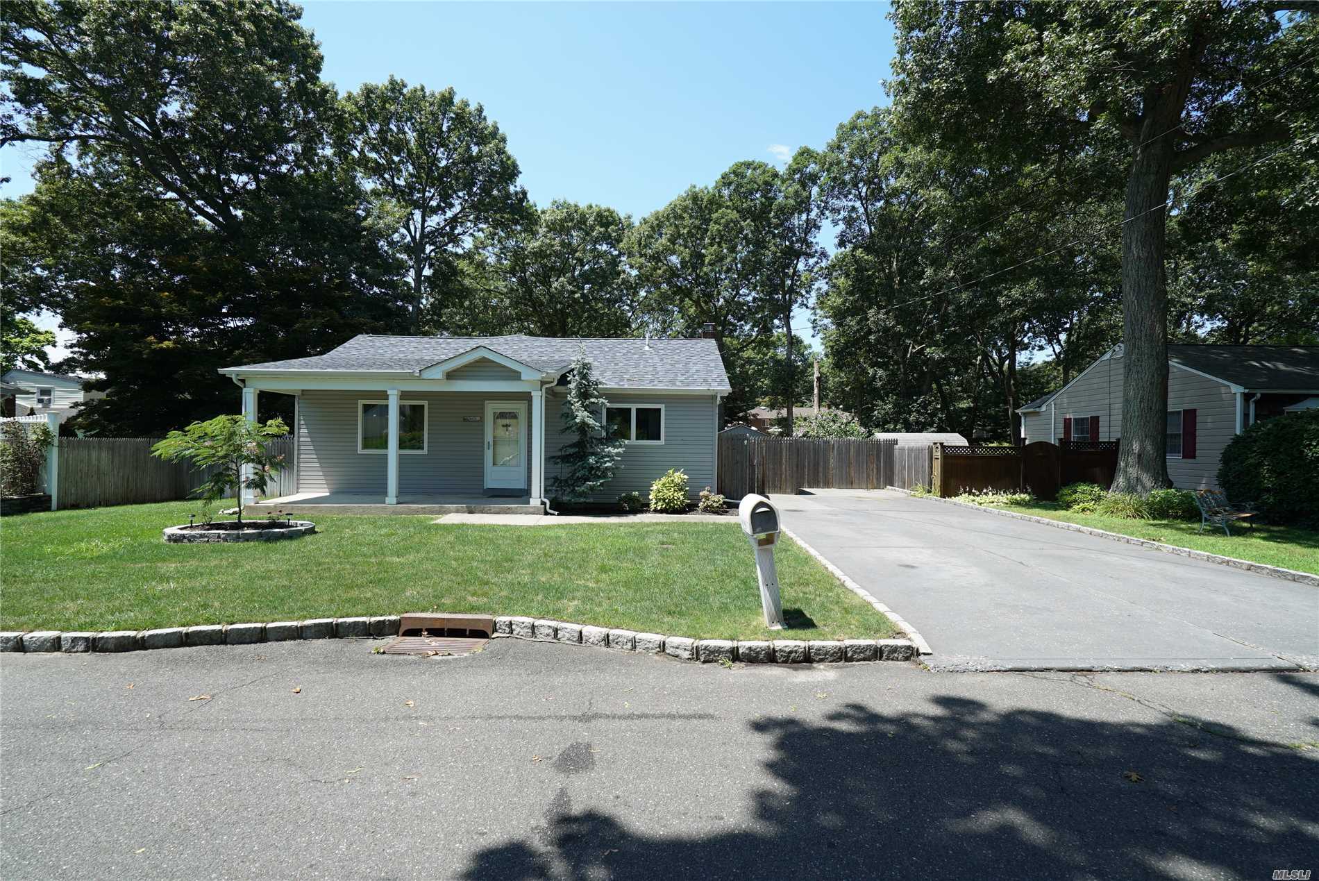 #1 photo, 150 Pleasure Avenue, Lake Ronkonkoma , NY 11779