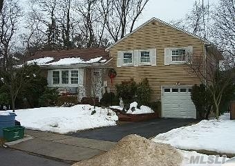 #1 photo, 844 Virginia Avenue, ナッソー郡 N. Bellmore , NY 11710