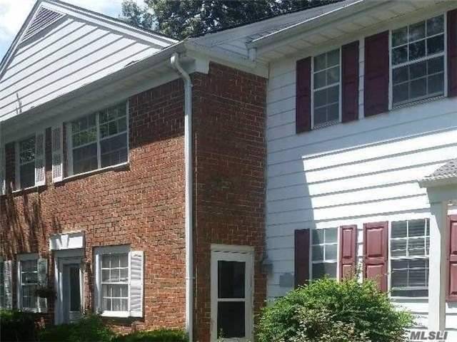 #1 photo, 1203 Towne House, Hauppauge , NY 11749