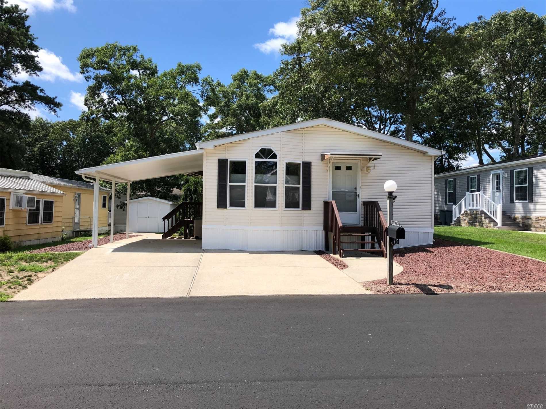 #1 photo, 1661-166 Old Country Road, Riverhead , NY 11901