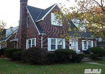 #1 photo, 763 Roosevelt St, Franklin Square , NY 11010