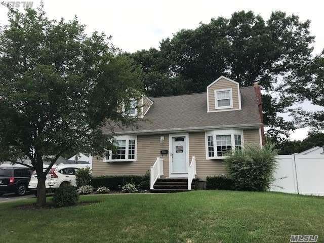 #1 photo, 1066 Oak Neck Road, サフォーク郡 Bay Shore , NY 11706