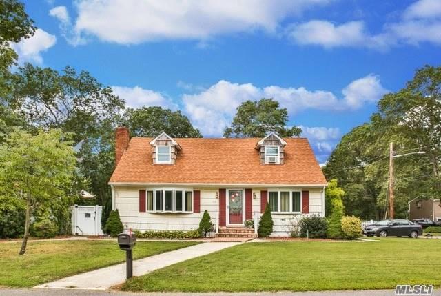 #1 photo, 100 Sherman Street, Patchogue , NY 11772