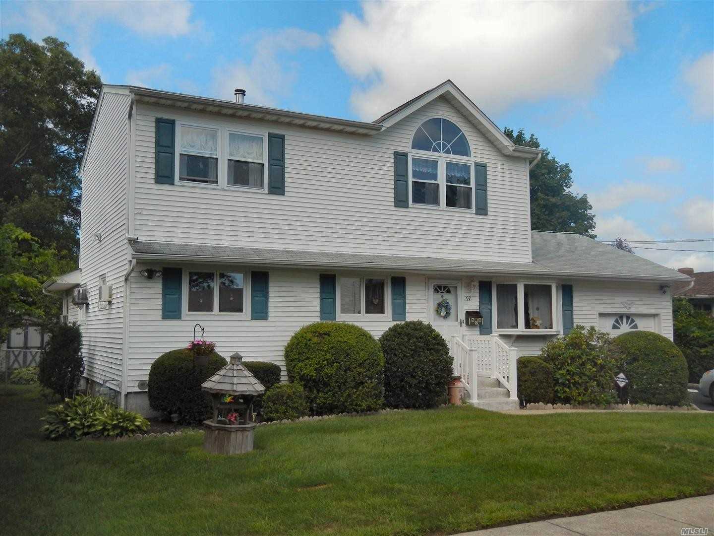 #1 photo, 97 Baltimore Street, Bay Shore , NY 11706