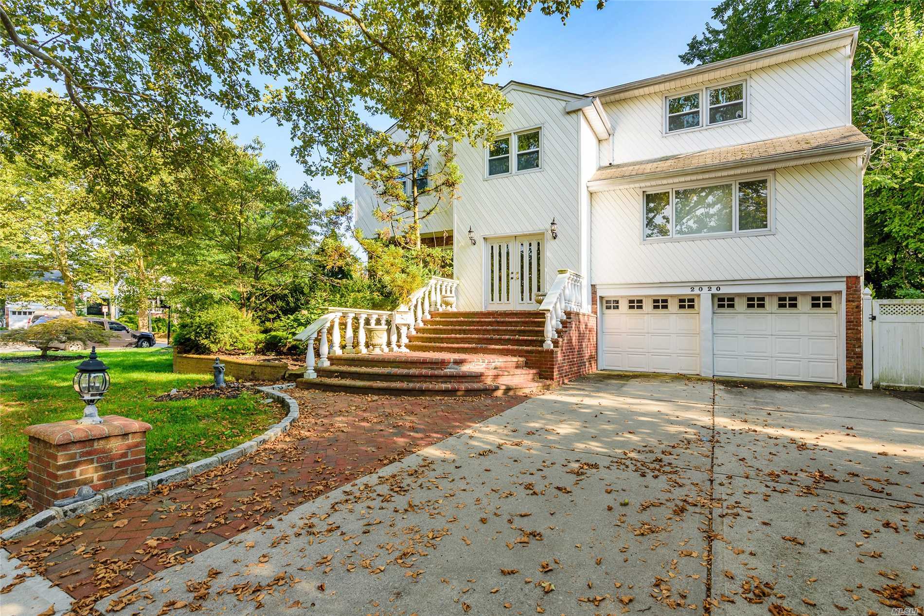 #1 photo, 2020 Ripley Lane, ナッソー郡 Merrick , NY 11566