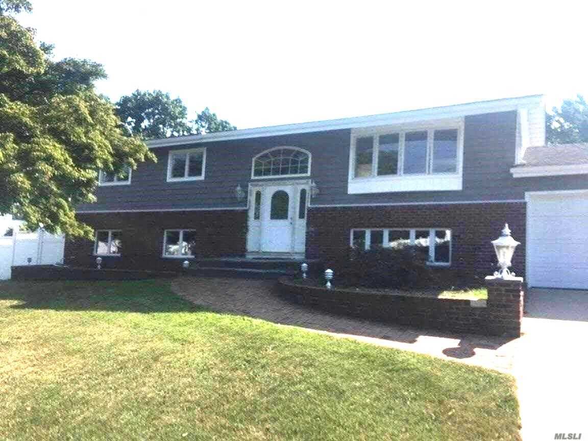 #1 photo, 19 Brookwood Drive, Wheatley Heights , NY 11798