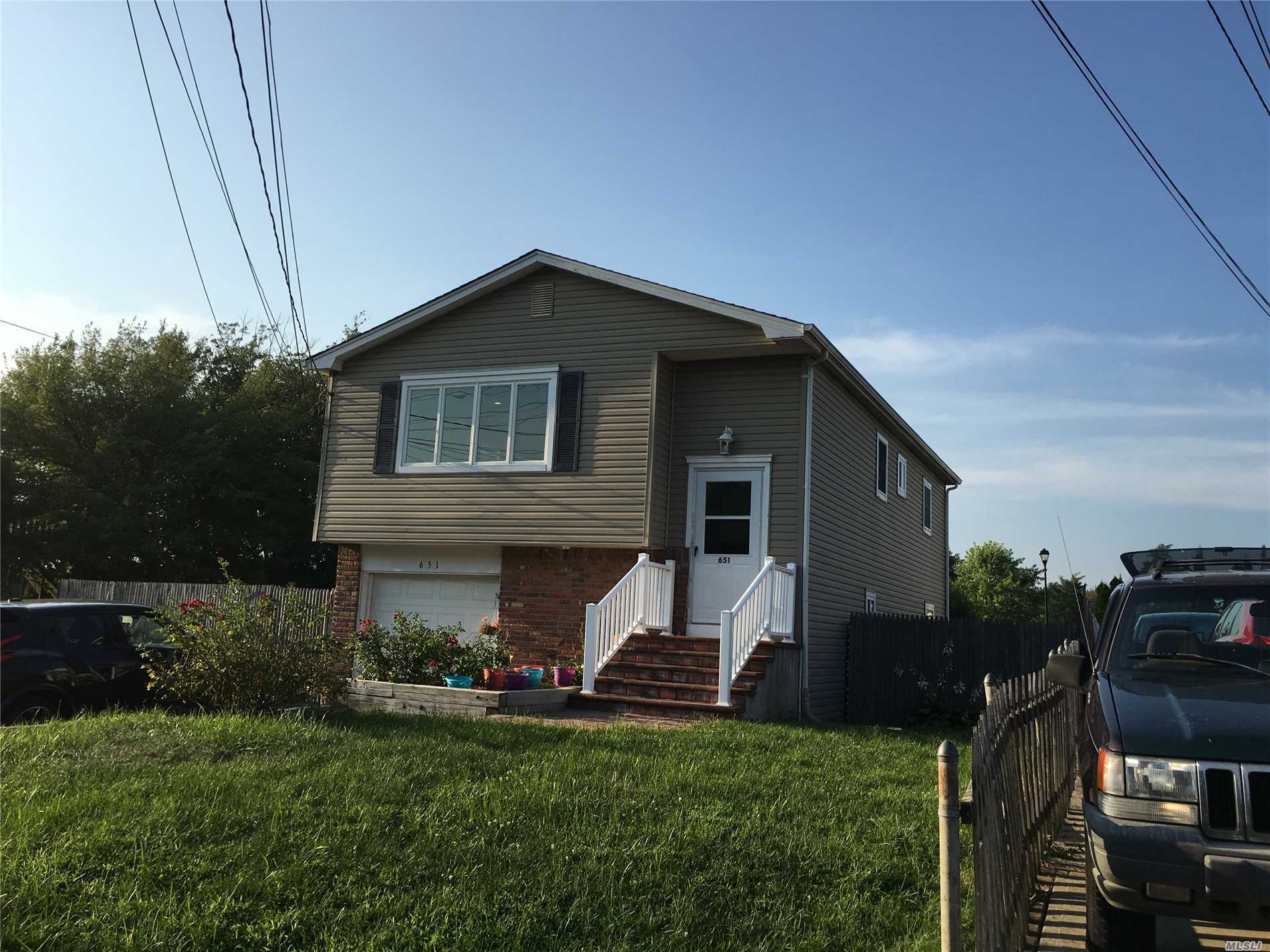 #1 photo, 651 Shore Drive, Oakdale , NY 11769