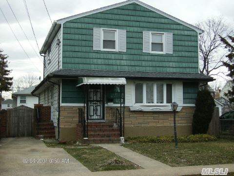 #1 photo, 233 Perry St, Hempstead , NY 11550