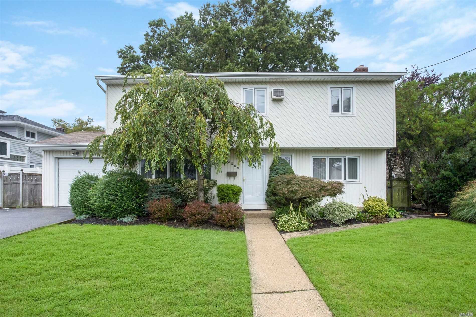 #1 photo, 2369 Legion Street, ナッソー郡 Bellmore , NY 11710