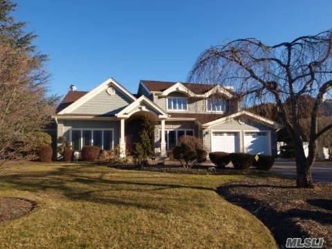 #1 photo, 18 Riesling Court, Commack , NY 11725