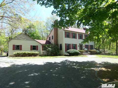 #1 photo, 10 Northfield Lane, Nissequogue , NY 11780