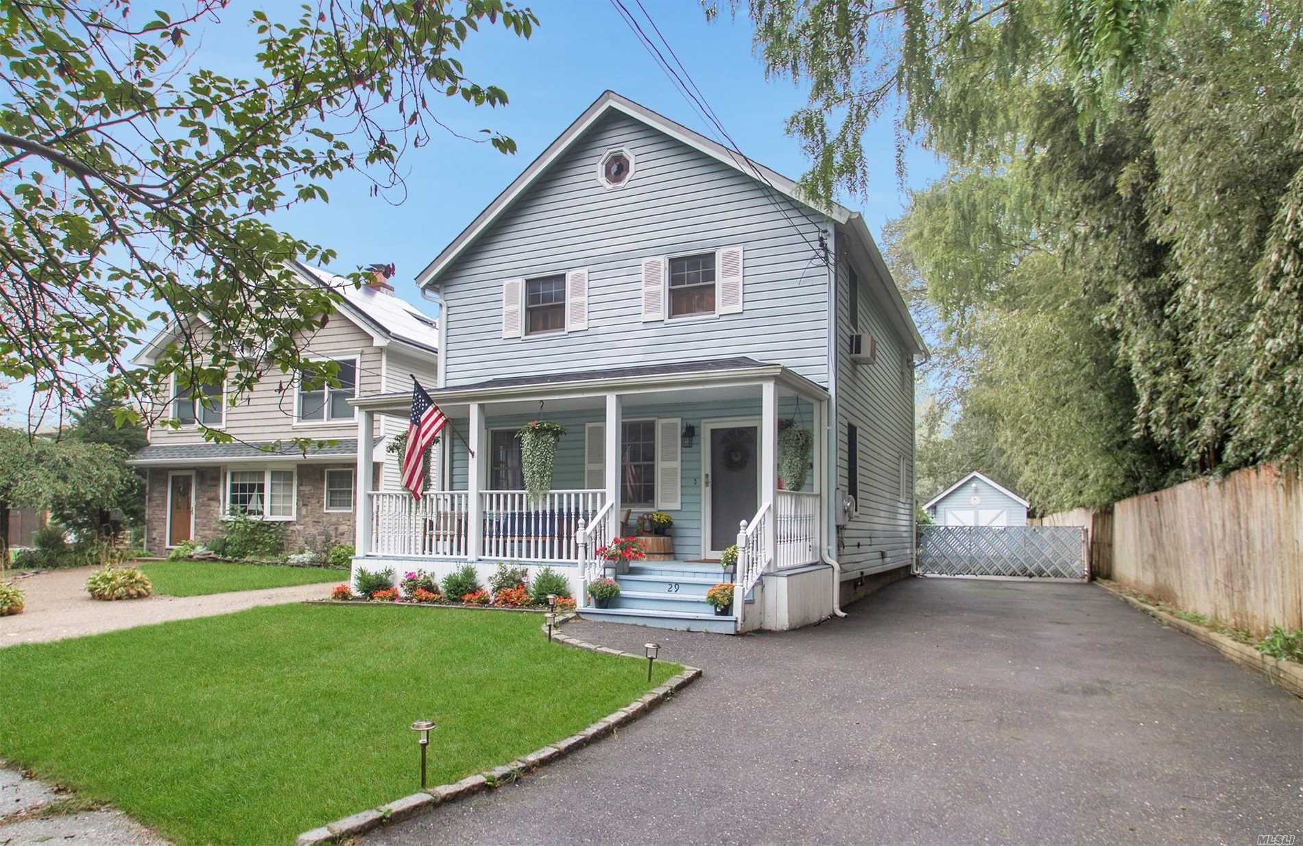 #1 photo, 29 Irish Lane, East Islip , NY 11730