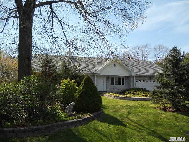 #1 photo, 90 Adelhaide Lane, サフォーク郡 East Islip , NY 11730