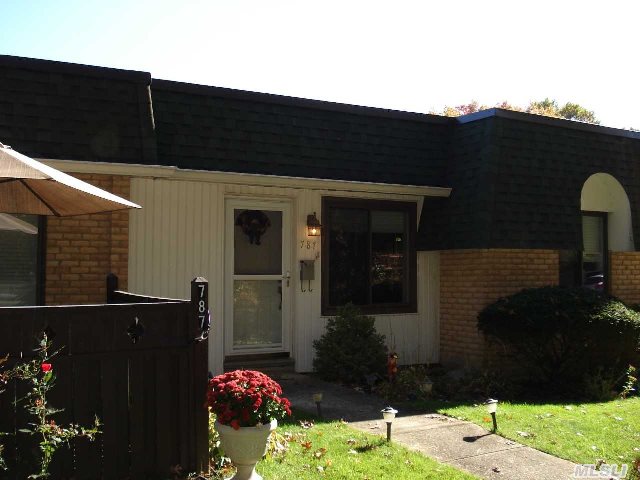 #1 photo, 787 Blue Ridge Drive, サフォーク郡 Medford , NY 11763