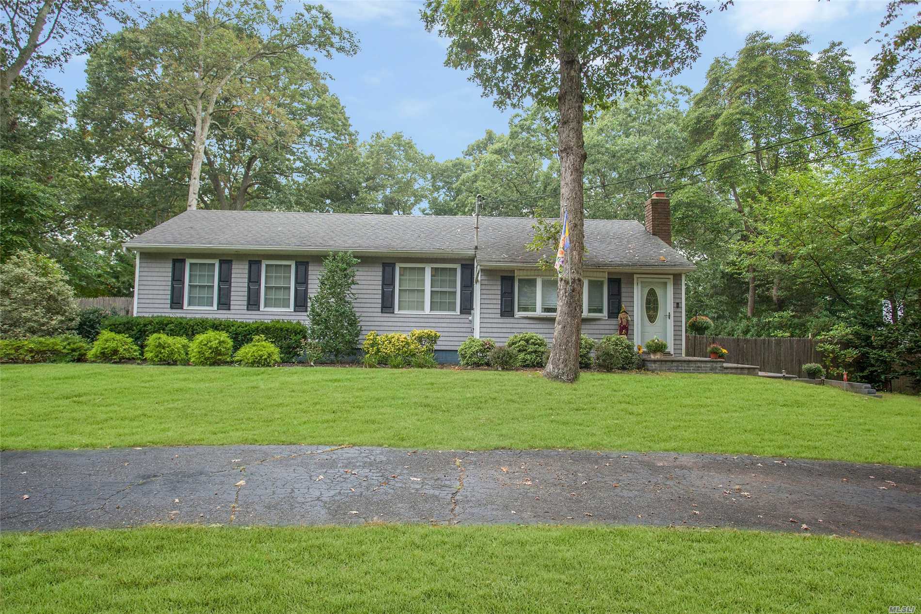 #1 photo, 14 Dixie Lane, Centereach , NY 11720