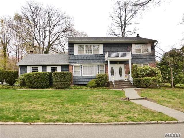 #1 photo, 2 Bronze Court, سوفولك Huntington , NY 11743