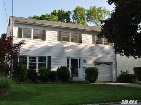 #1 photo, 609 7th Ave, E. Northport , NY 11731