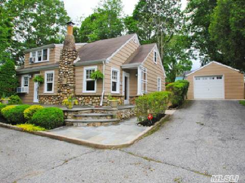 #1 photo, 49 Hillside Ave, سوفولك Huntington , NY 11743
