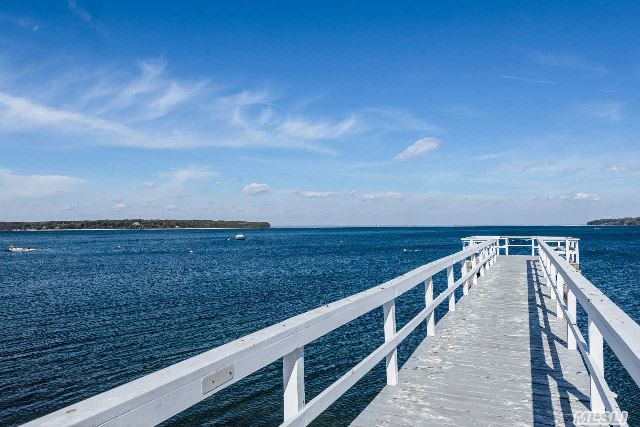 #1 photo, 194 Bay Ave, 롱 아일랜드 Huntington Bay , NY 11743