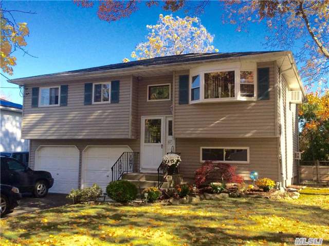 #1 photo, 67 Livingston Avenue, Babylon , NY 11702