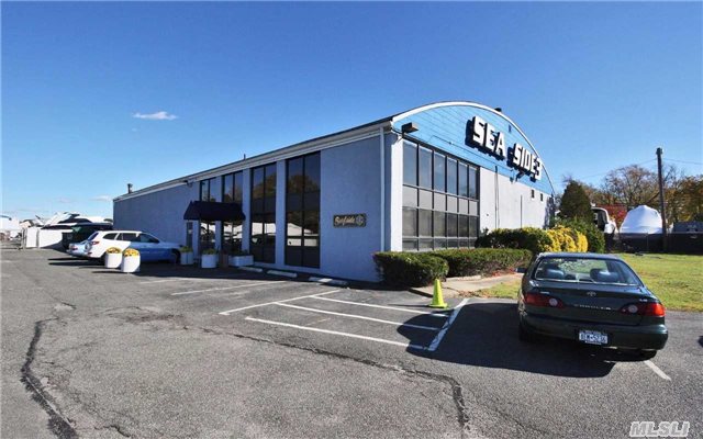 #1 photo, 692 S Wellwood Ave, Lindenhurst , NY 11757