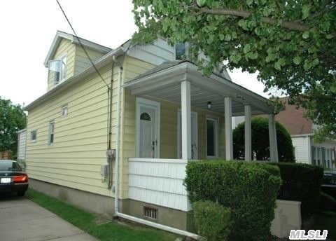 #1 photo, 79 Barwick Street, ナッソー郡 Floral Park , NY 11001