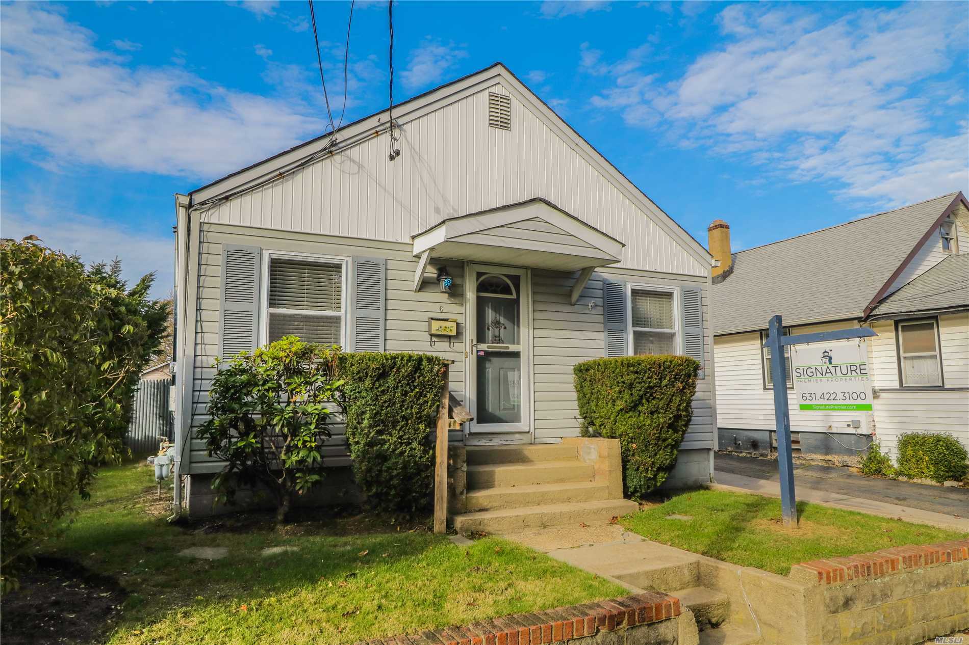 #1 photo, 6 Irving Avenue, サフォーク郡 Lindenhurst , NY 11757