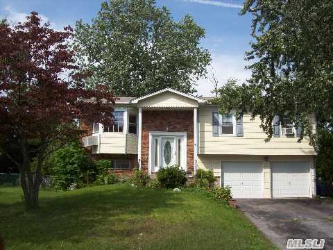 #1 photo, 58 Marquette Dr, サフォーク郡 Smithtown , NY 11787