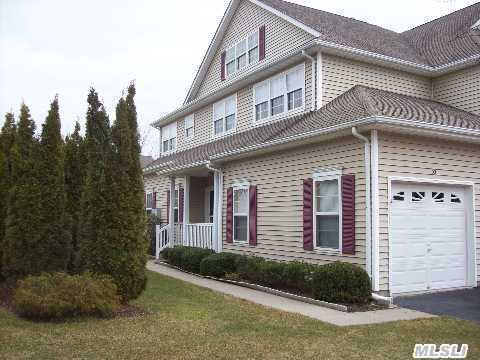 #1 photo, 33 Snowdance Ln, サフォーク郡 Nesconset , NY 11767