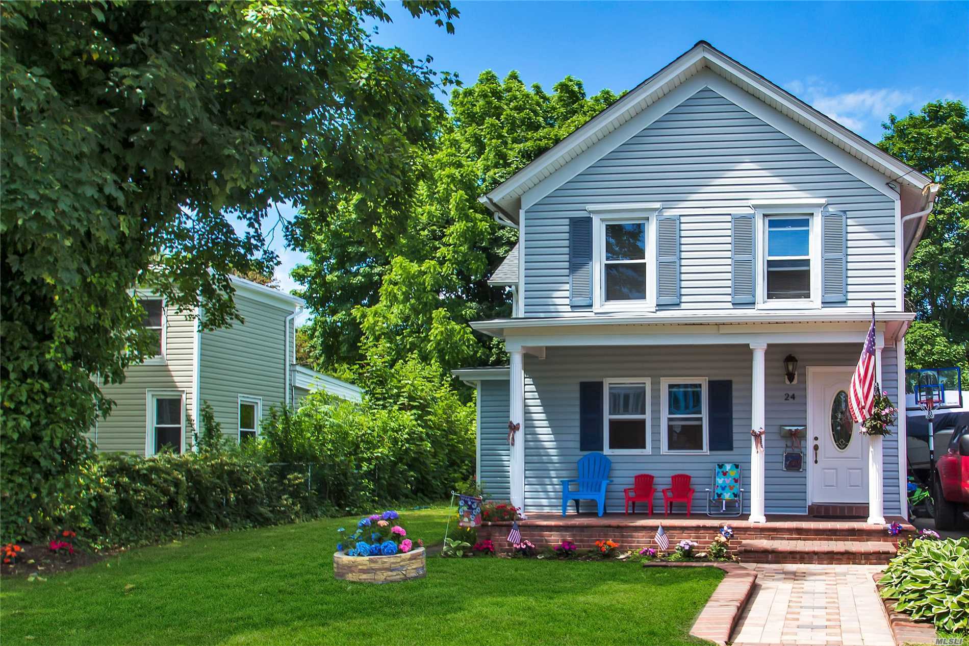 #1 photo, 24 Brook Street, Саффолк ‖ Patchogue , NY 11772