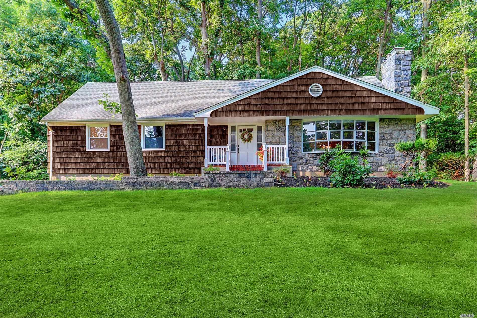 #1 photo, 1 Night Heron Dr., Stony Brook , NY 11790