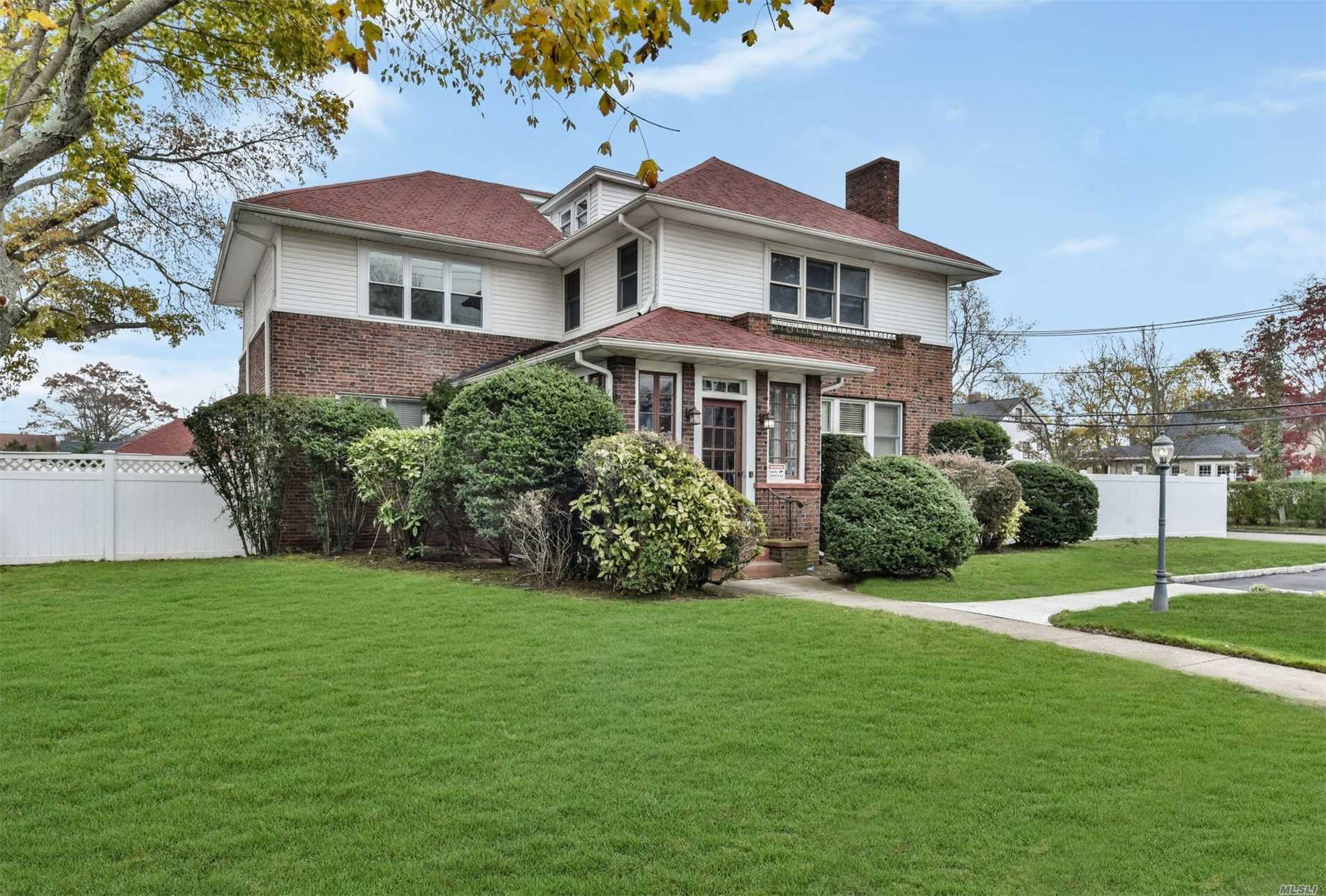 #1 photo, 2365 Central Avenue, ناسو Baldwin , NY 11510