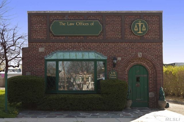 #1 photo, 134 4th Avenue, Bay Shore , NY 11706