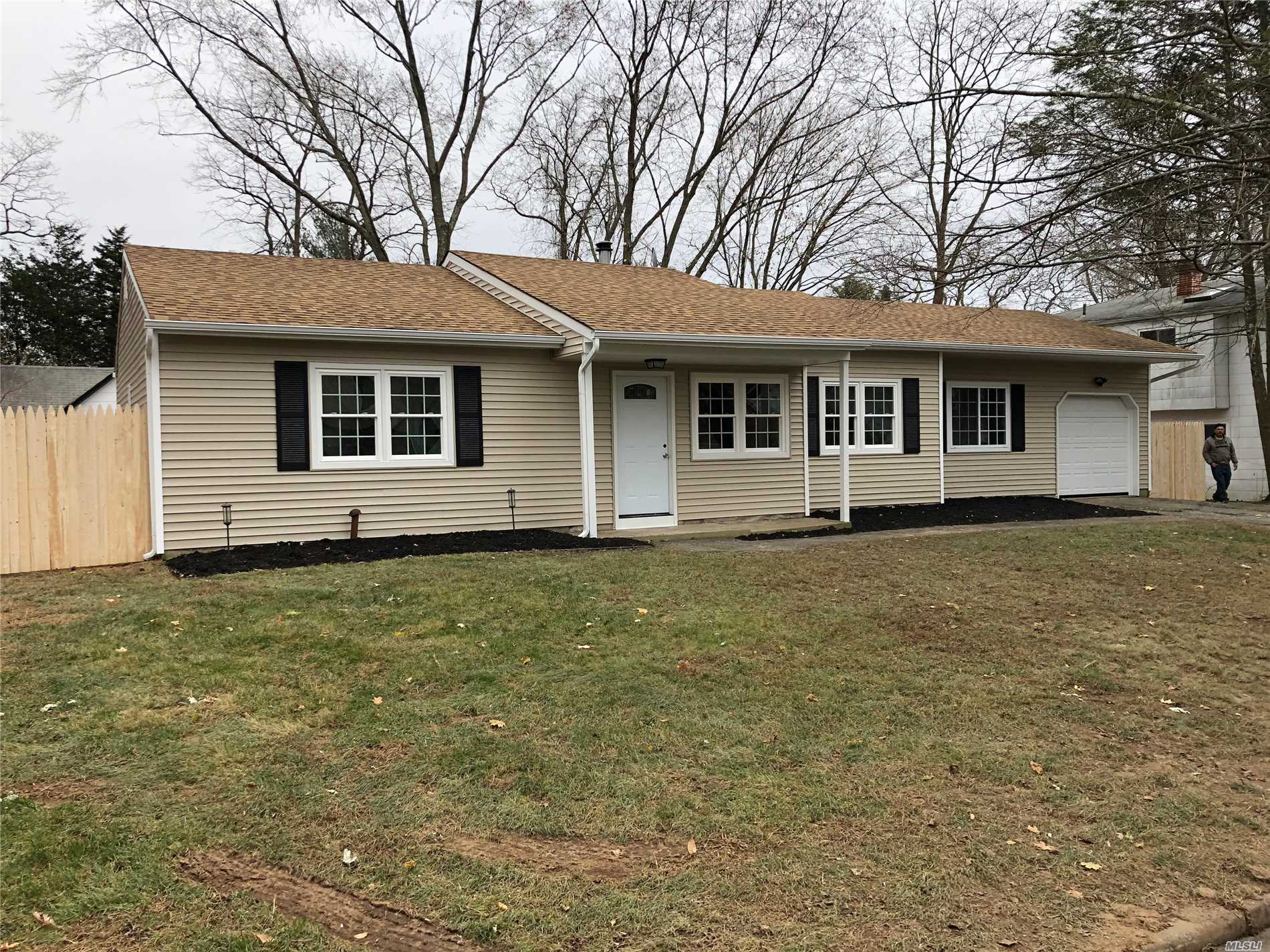 #1 photo, 16 Addison Place, Dix Hills , NY 11746