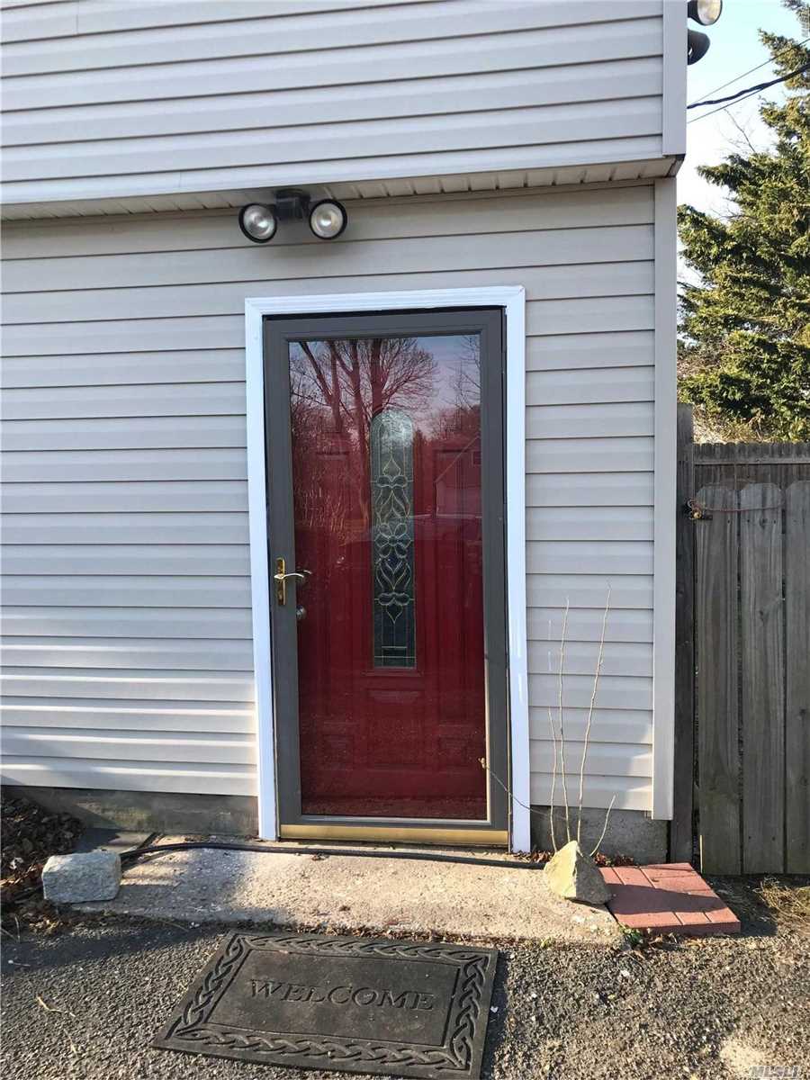 #1 photo, 38 Miramar Avenue, سوفولك East Patchogue , NY 11772