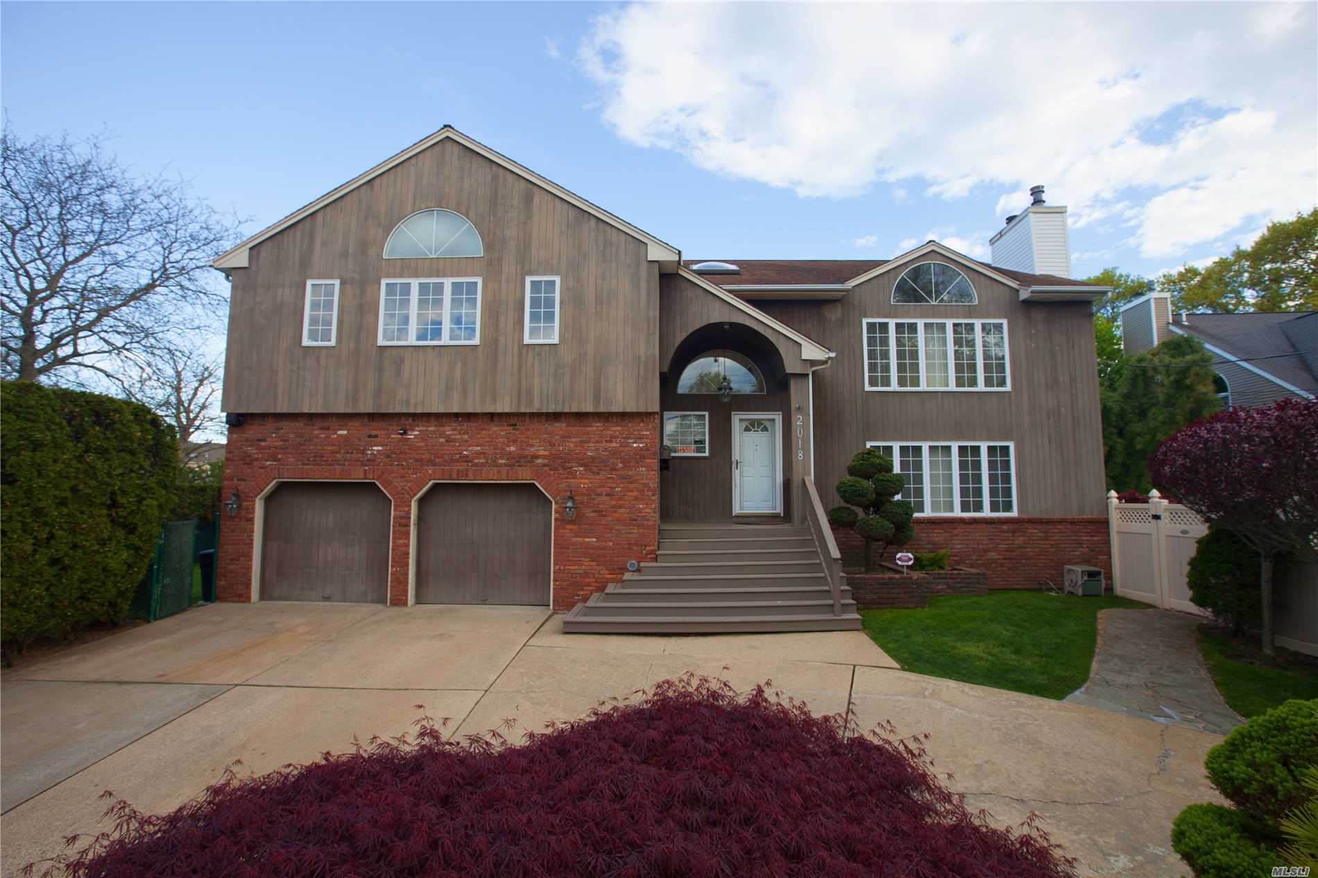 #1 photo, 2018 Kirkwood Avenue, ナッソー郡 Merrick , NY 11566