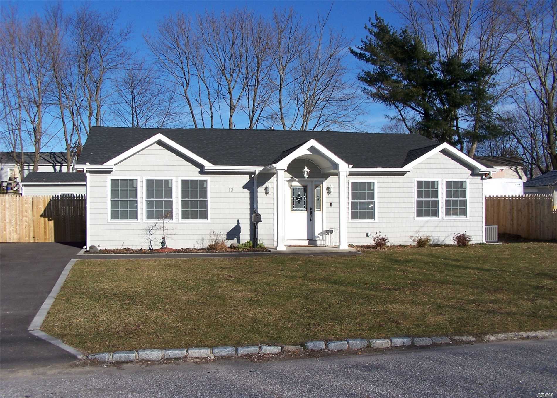 #1 photo, 13 E Cherry Street, Central Islip , NY 11722