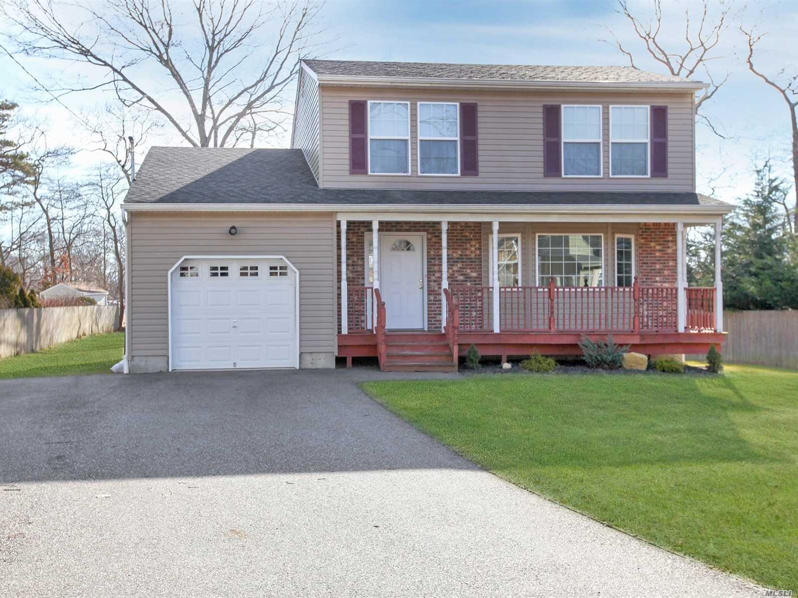 #1 photo, 84 Putnam Avenue, サフォーク郡 Patchogue , NY 11772