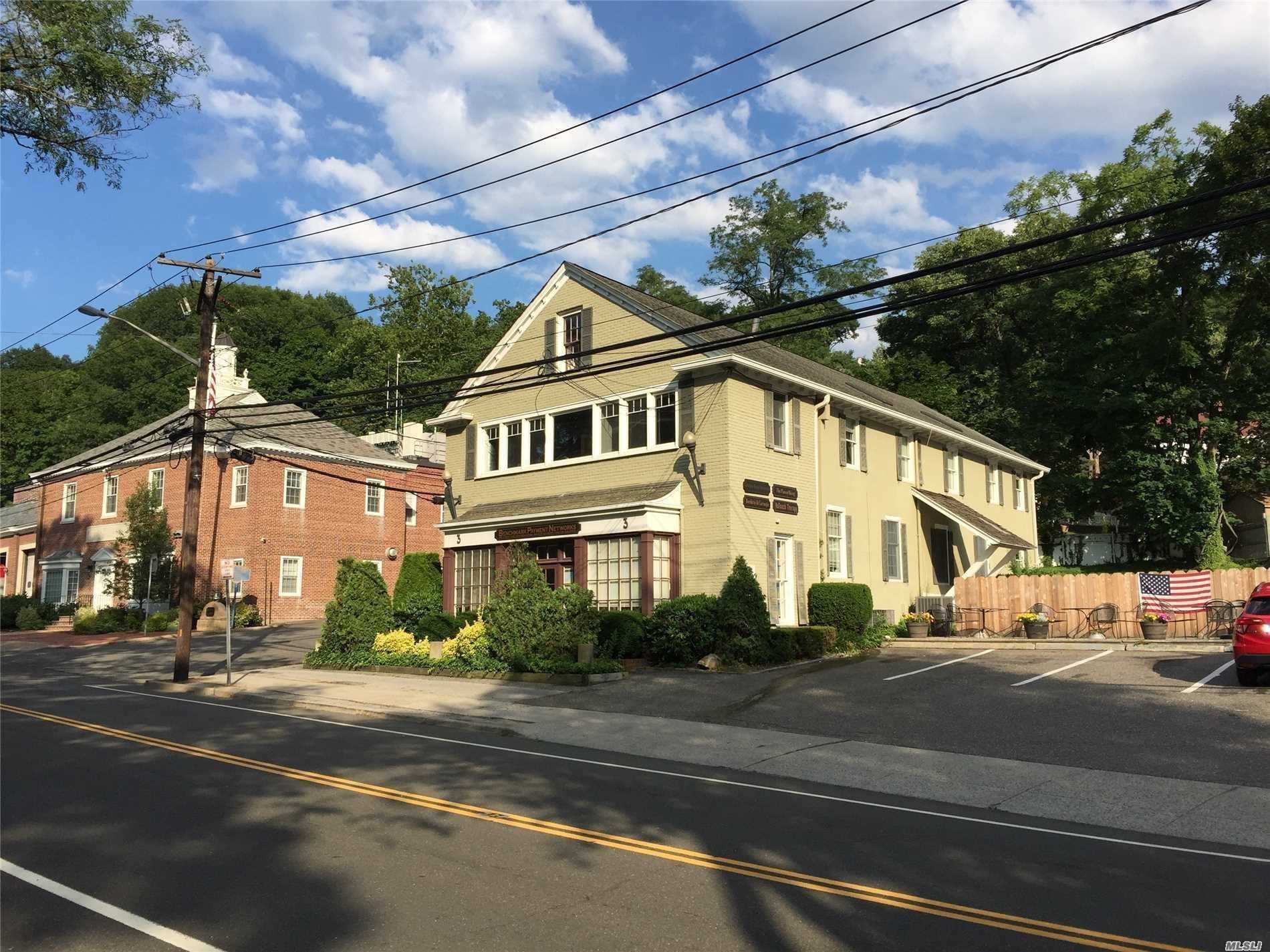 #1 photo, 3 Harbor Road, Cold Spring Hrbr , NY 11724