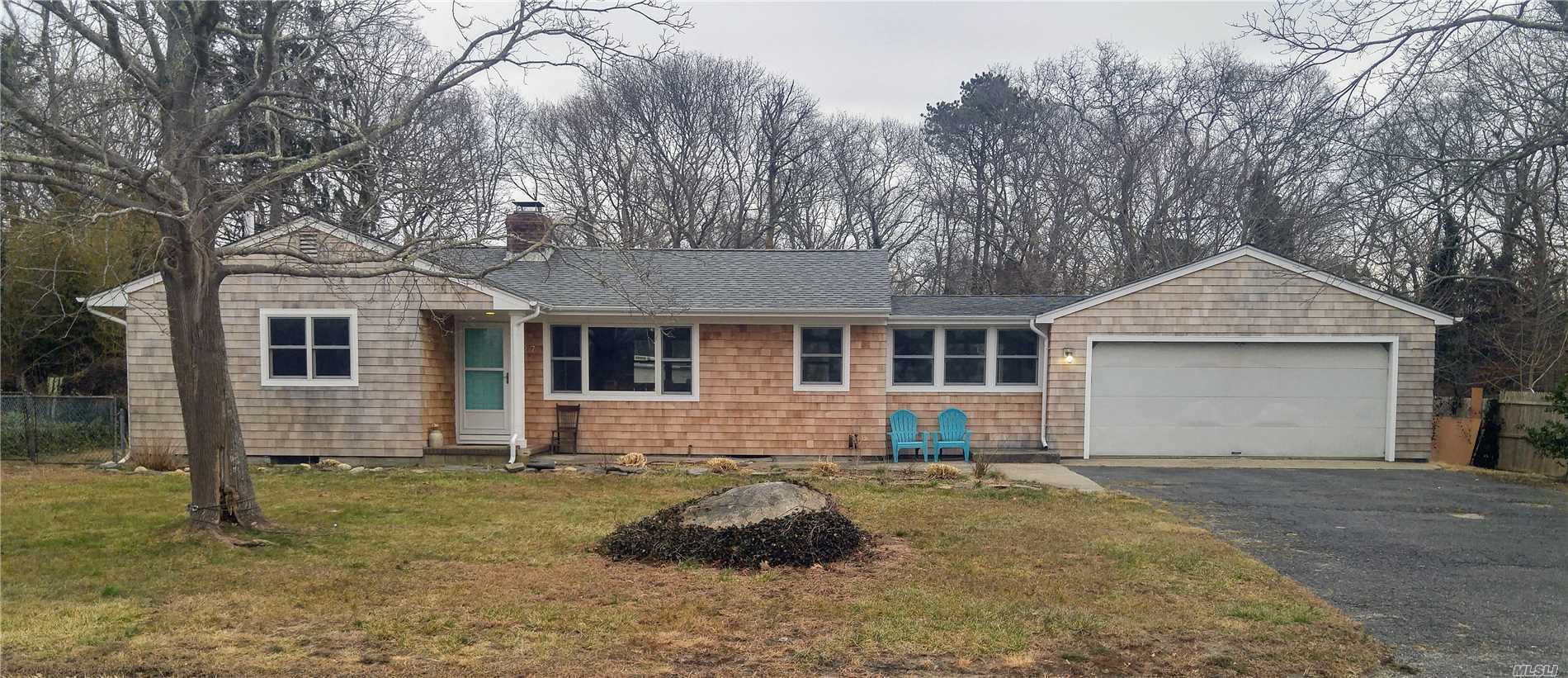 #1 photo, 27 W Side Avenue, East Quogue , NY 11942