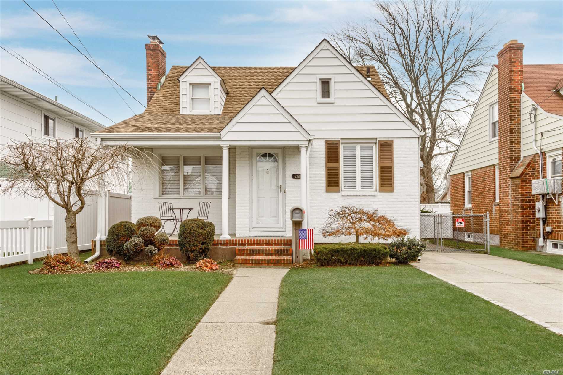 #1 photo, 2379 Loft Avenue, Baldwin , NY 11510