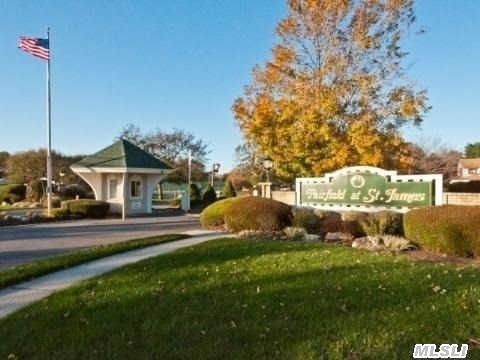 #1 photo, 219 W Elton Court, サフォーク郡 Saint James , NY 11780